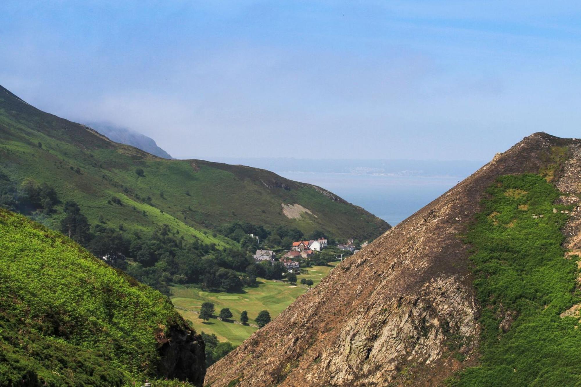 Вилла 3 Trem Afon Llansanffraid Glan Conwy Экстерьер фото